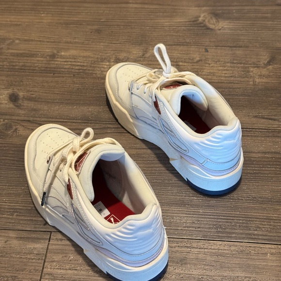 Vogue x Puma Women’s Sneakers, Cream, Size 6 - Picture 6 of 10